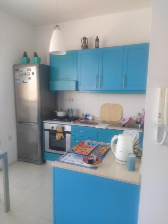 A Seafront Home Away From Home St. Paul's Bay Exteriör bild